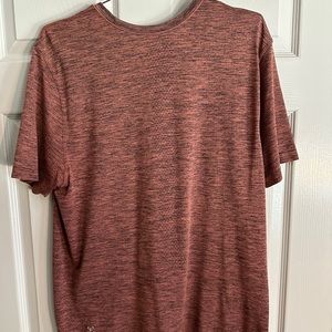 Mens Lululemon t shirt